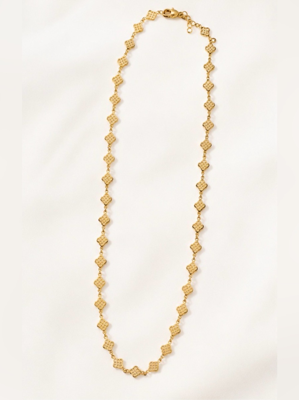 Stella & Dot Gold Clover-Link Long Necklace